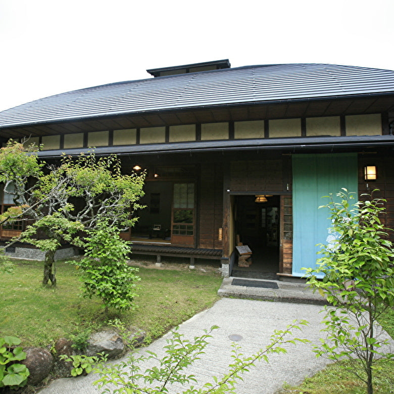 阿蘇熊本県産そば粉使用 生そば 2人前 あごだし つゆ付き 200g × 1袋 (一人前100g×2食)